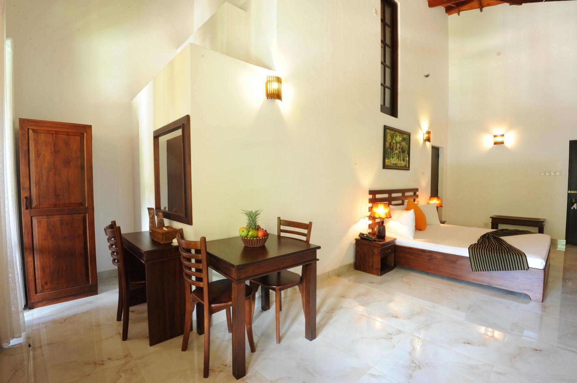 Melheim Kandy Villas מראה חיצוני תמונה